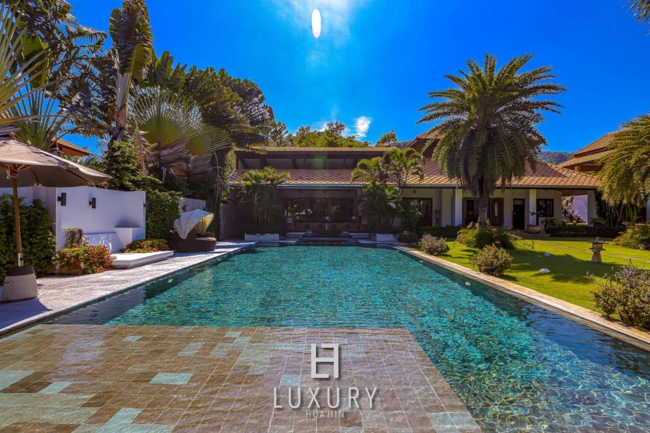 5 Bedroom Bali Style Mansion Wl2 HHQ Exterior foto