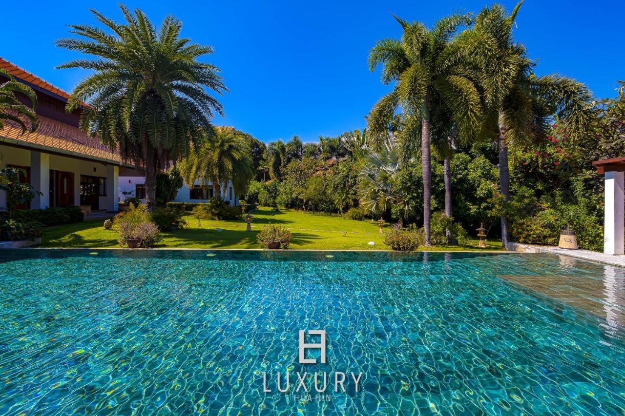5 Bedroom Bali Style Mansion Wl2 HHQ Exterior foto