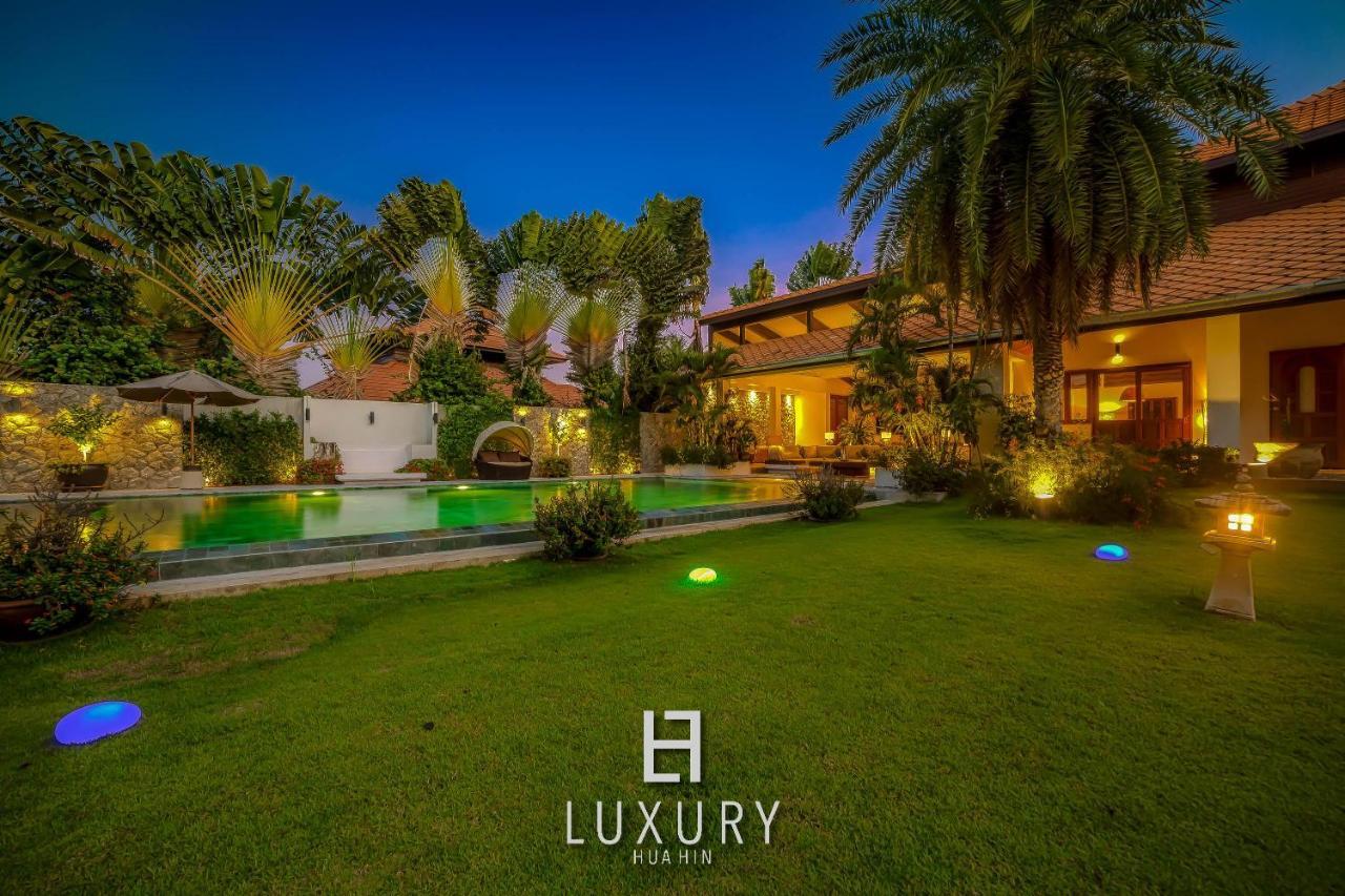 5 Bedroom Bali Style Mansion Wl2 HHQ Exterior foto