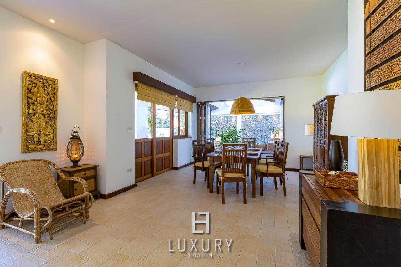 5 Bedroom Bali Style Mansion Wl2 HHQ Exterior foto